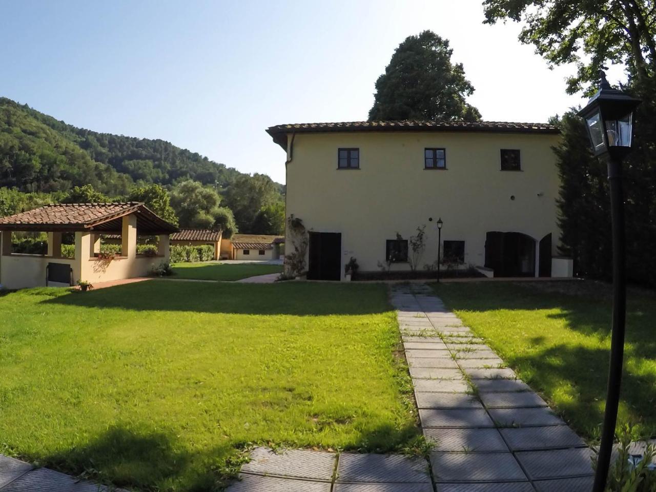 Casale La Fata -Tipico Toscano Immerso Nelle Colline Tra Lucca E Versilia, 6 Appartamenti Indipendenti กาไมโยเร ภายนอก รูปภาพ