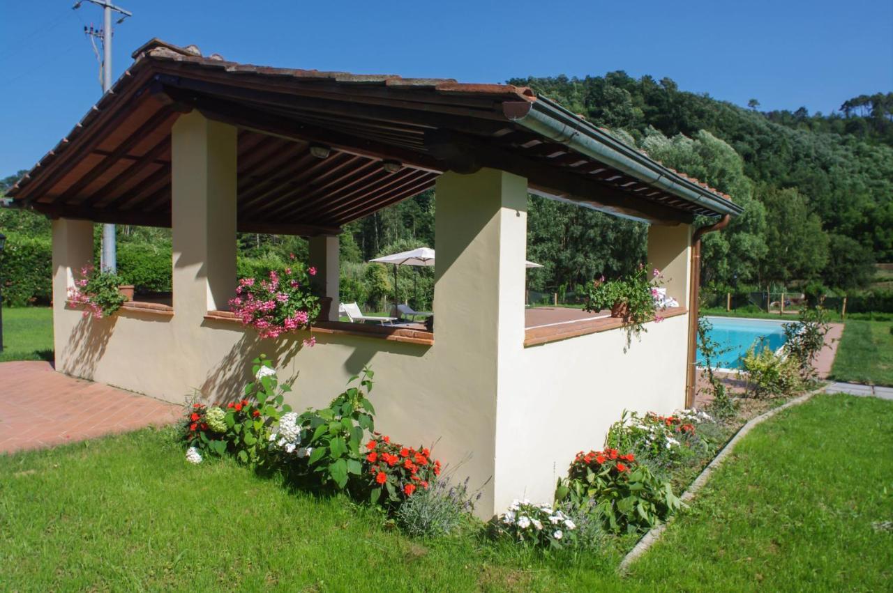 Casale La Fata -Tipico Toscano Immerso Nelle Colline Tra Lucca E Versilia, 6 Appartamenti Indipendenti กาไมโยเร ภายนอก รูปภาพ